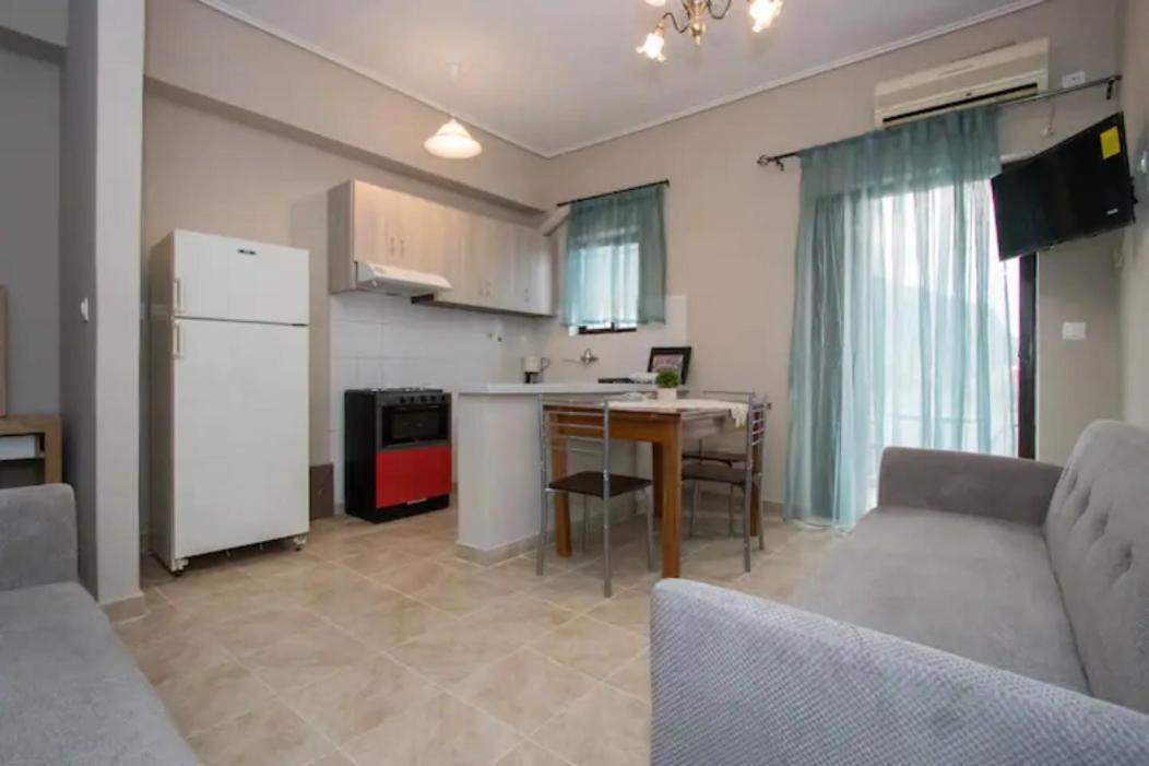 Vasileiou Apartments Kamena Vourla Buitenkant foto