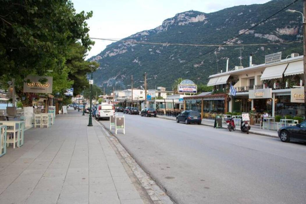 Vasileiou Apartments Kamena Vourla Buitenkant foto
