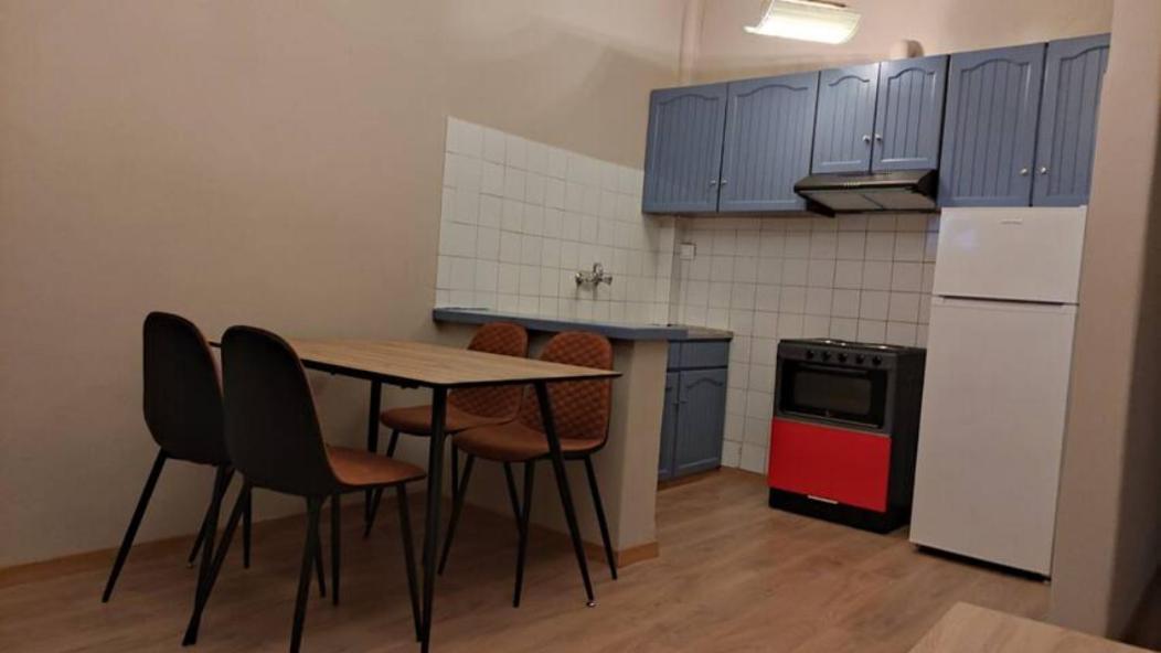 Vasileiou Apartments Kamena Vourla Buitenkant foto