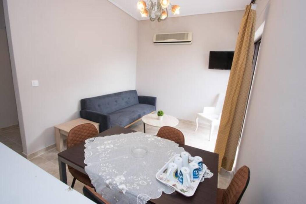 Vasileiou Apartments Kamena Vourla Buitenkant foto