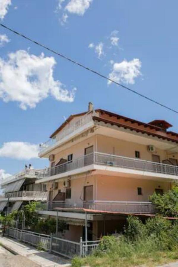 Vasileiou Apartments Kamena Vourla Buitenkant foto