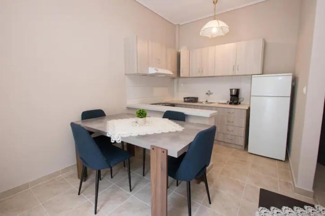 Vasileiou Apartments Kamena Vourla Buitenkant foto